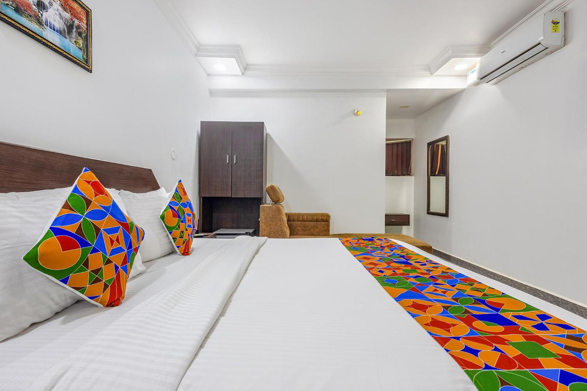 Fabhotel Raj Resort - Nr Calangute Beach Εξωτερικό φωτογραφία