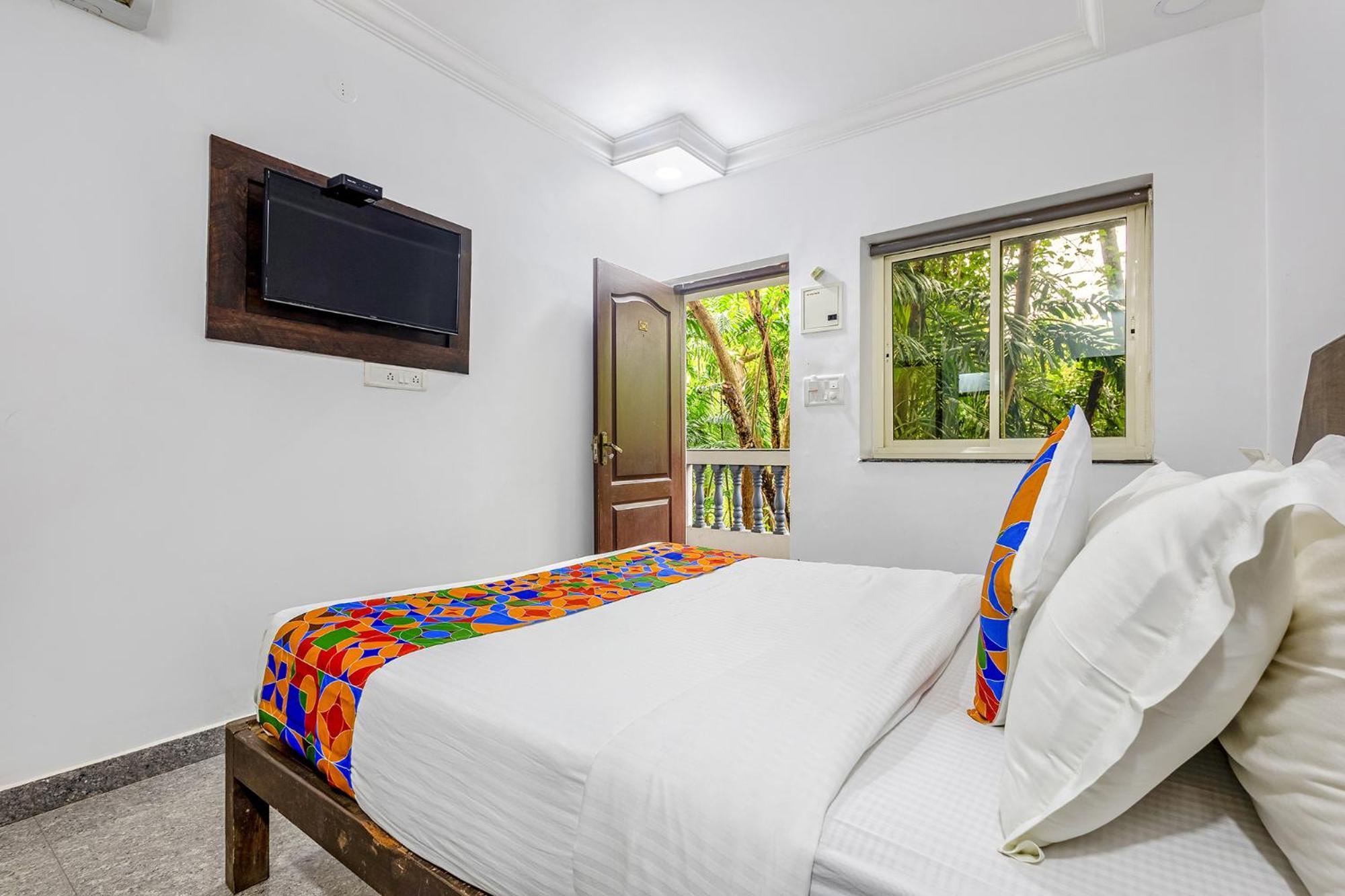 Fabhotel Raj Resort - Nr Calangute Beach Εξωτερικό φωτογραφία